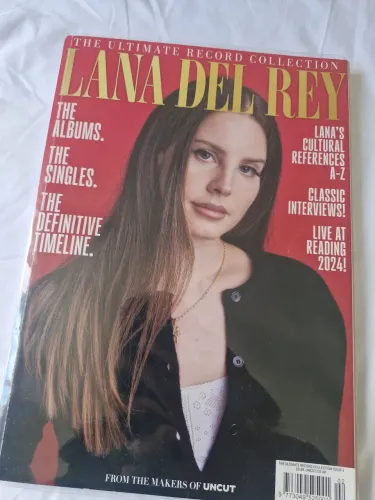 Lana del Rey- Revista importada