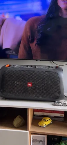 Caixa de Som Bluetooth JBL PartyBox On-The-Go 100W + Microfone Sem Fio