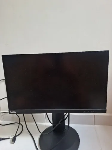 Monitor Lenovo S22