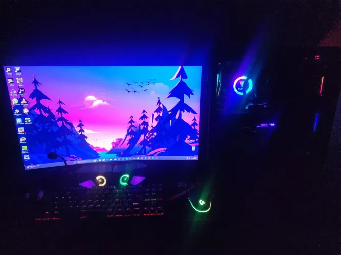 COMPUTADOR GAMER / RYZEN 7 / RX 7600 GAMING / SSD NV3 M.2 1TB / SSD SATA 250GB