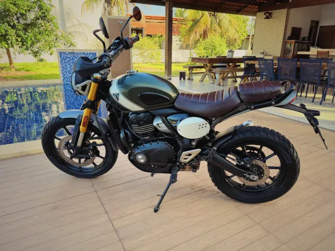 Triumph Scrambler 400-X