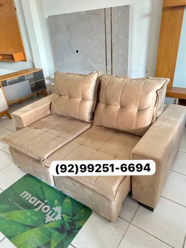 Sofá retrátil reciclável com baú 