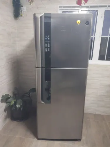 Geladeira Eletrolux IF55S