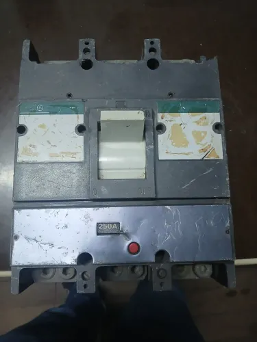 Disjuntor 250 Amperes