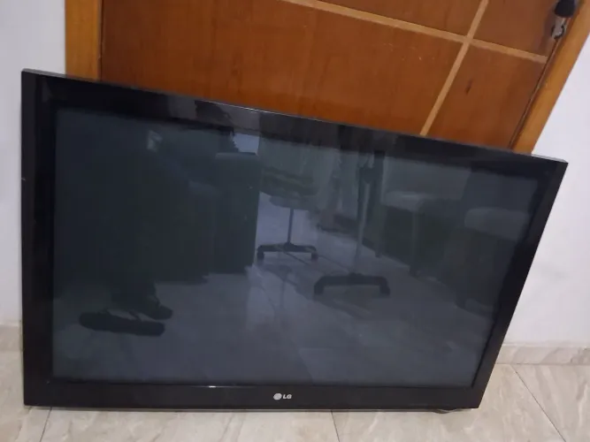 Televisão para tirar pecas