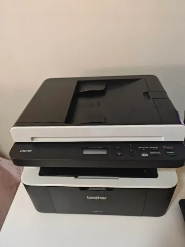 Impressora Multifuncional Brother DCP-1617NW - Wi-Fi