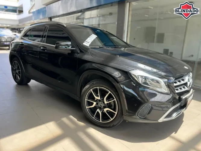 Mercedes-Benz GLA 200 Adv. 1.6/1.6 TB 16V Flex Aut. 2019