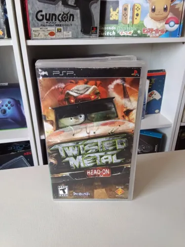 Vendo Twisted Metal: Head-On PSP Semi novo