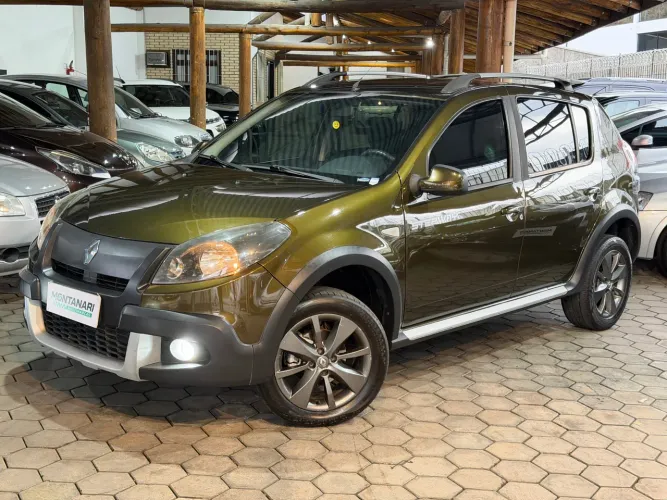 Renault Sandero Stepway Hi-power 1.6 8V 5P 2014