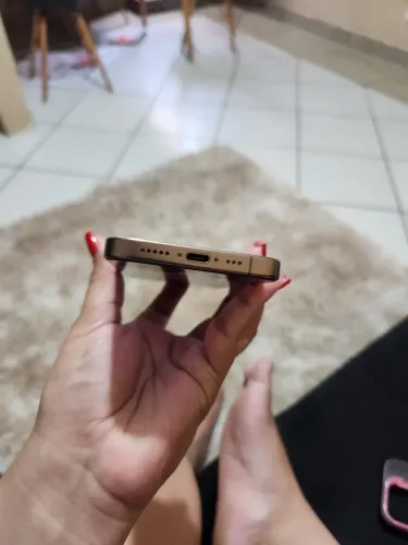 iPhone 16 pro 128 gigas 