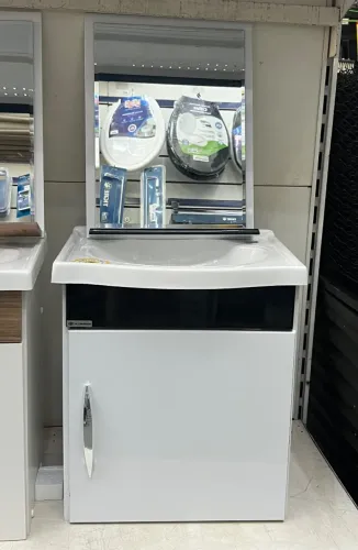 Armário de banheiro com espelho 39cm