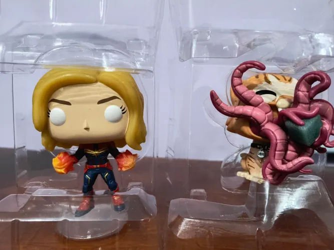 Funko pop Capitã Marvel e Goose Vingadores