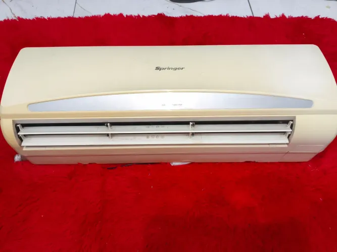 AR-CONDICIONADO SPRINGER - 12.000 (BTU/h)