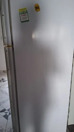 Geladeira com defeito