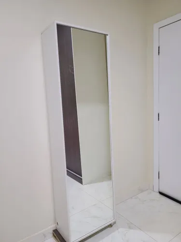 Sapateira com Espelho