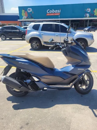 Honda PCX Deluxe 160 2024 - Único Dono, Na garantia Honda, Baixa KM, Impecável