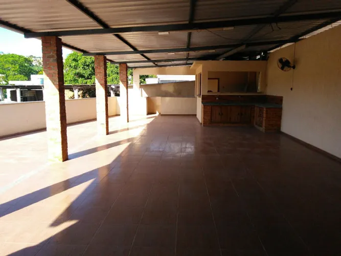 Linda casa na Vila Isabel - Três Rios RJ  (venda ou locação).