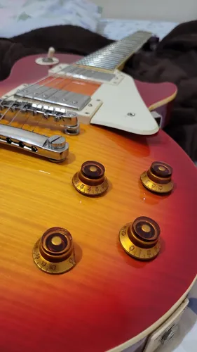 Guitarra Epiphone Les Paul Standard Heritage Cherry Sunburst