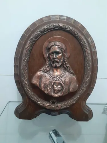 Porta retrato antigo de jesus , madeira e cobre.