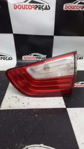Lanterna Traseira Tampa esquerda Fiat Grand Siena 518501640 c/ detalhe