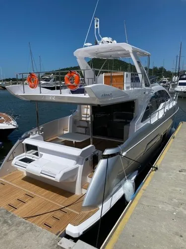 Azimut 560 Fly- 2020 x2 Volvo D11 725 HP ñ Intermarine Sedna Phantom Triton Triton