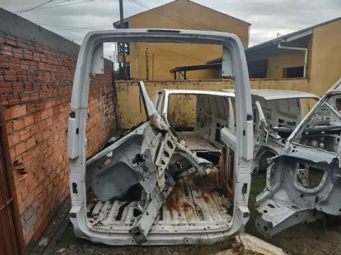 Traseira Sprinter 415 / 515 Teto Alto