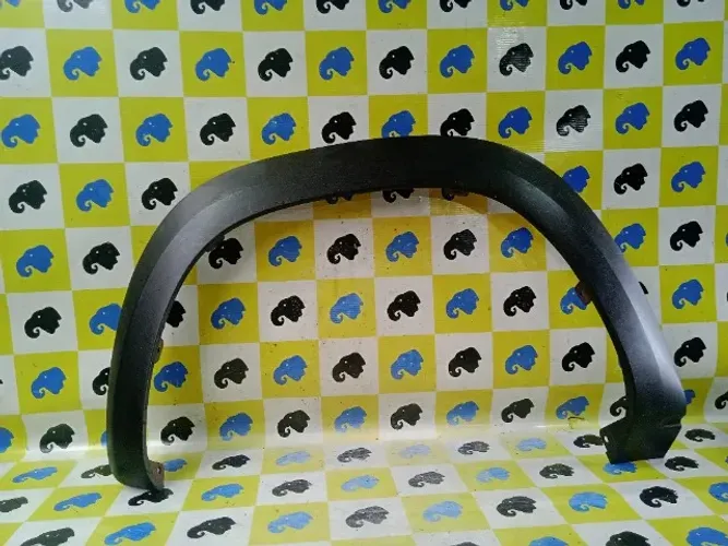 Moldura Paralama Esquerdo Cx Roda Kwid 2018-22 