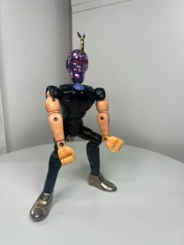 Boneco Cybercoops antigo- Cavaleiros do zodíaco