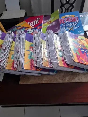 SAAS livros 3 Ano Ensino medio semi novos edição 2024 tbm temos o 2 ano SAAS col completa