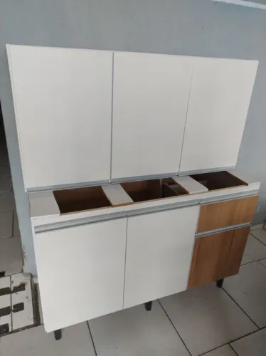 Pia + Armário aéreo de Cozinha Branco