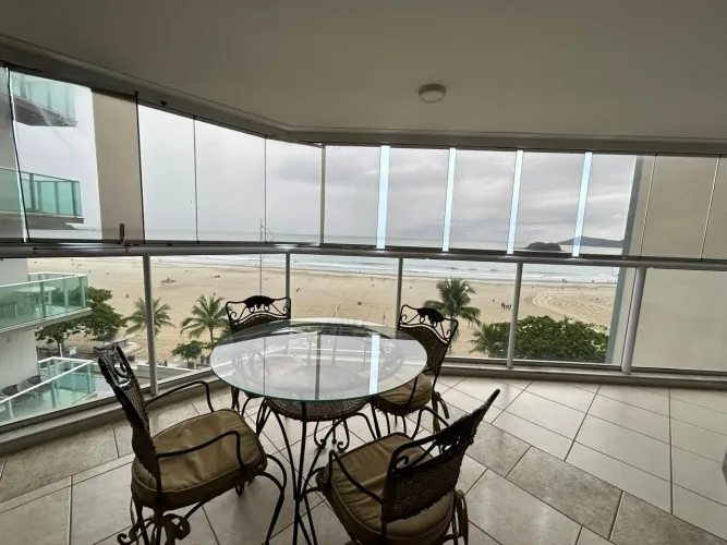 Apartamento Frente Mar com 300M² 4 Suítes Balneário Camboriú
