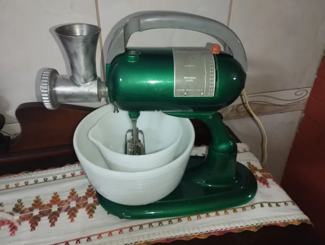Batedeira Walita anos 50 