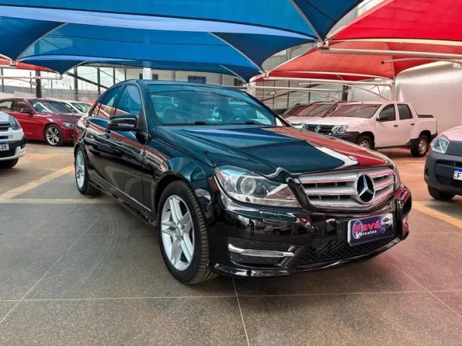 Mercedes-Benz C-250 CGI Sport 1.8 16V Aut. 2013