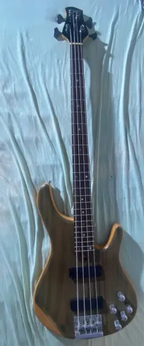 Contrabaixo Tagima Millenium Top 4