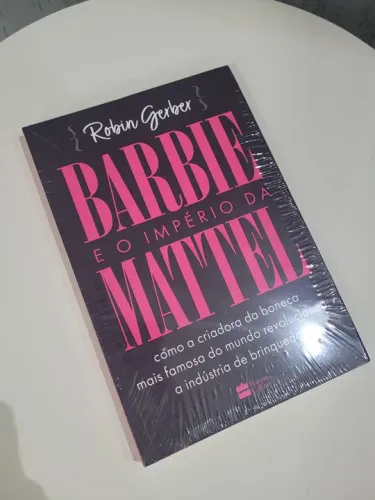 Livro Barbie e o Império da Mattel Lacrado