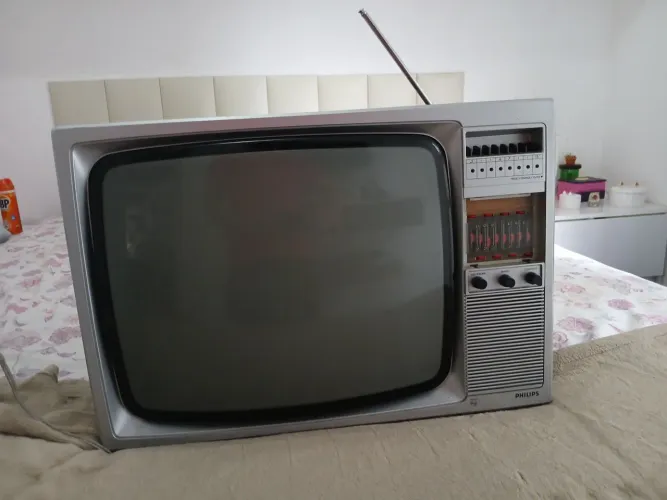 TV de tubo Philips - Perfeito Estado 