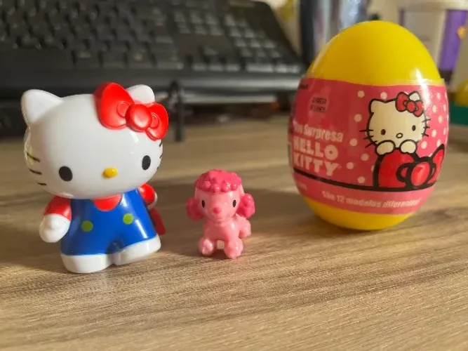 Boneca Hello Kit e Pet