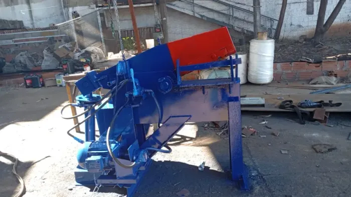 Tesoura para sucata 