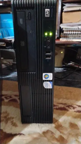Excelente CPU HP  com Intel Core 2 Quad!