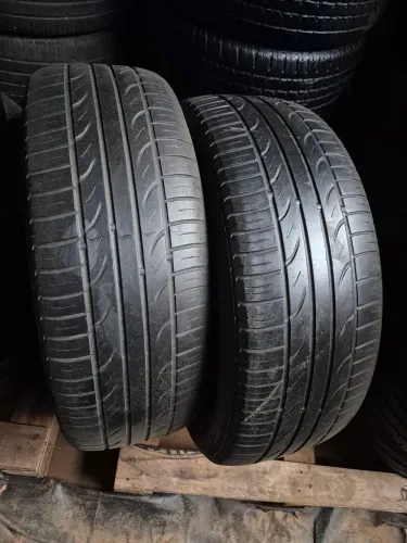Par de pneus 235/60/17 Kumho