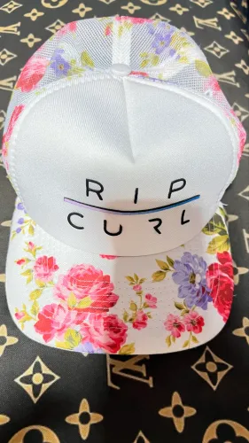 Boné  RIP CURL  floral  premium luxo  grife