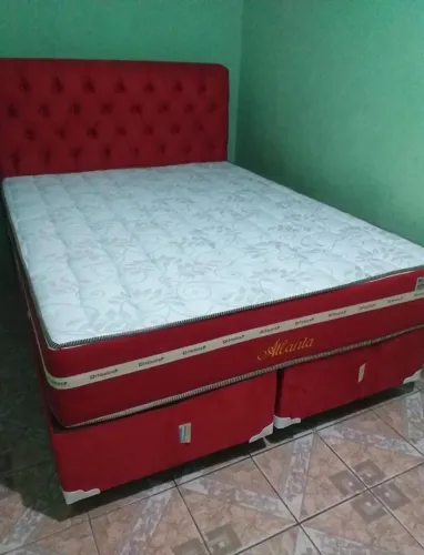 Cama queen size conjunto vermelho