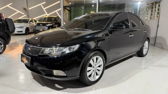 Kia Motors Cerato 1.6 16V Aut. 2013