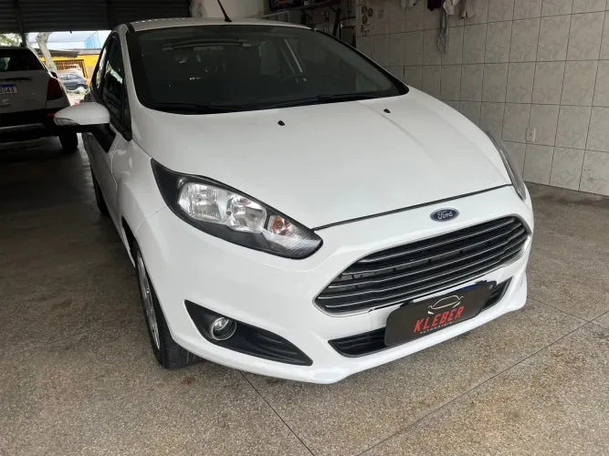 New fiesta 2016 1.6 automatico