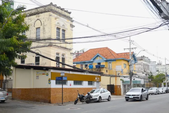 Ponto comercial/Loja/Box para aluguel com 85 metros quadrados em Garcia - Salvador - BA