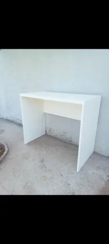 Escrivaninha nova de fábrica 