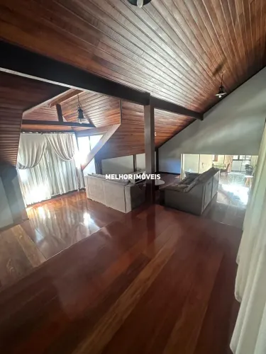 Casa para locação anual com 3 dormitórios na Praia de Cabeçudas em Itajaí