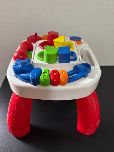 Mesa de atividades - Brinquedo infantil 