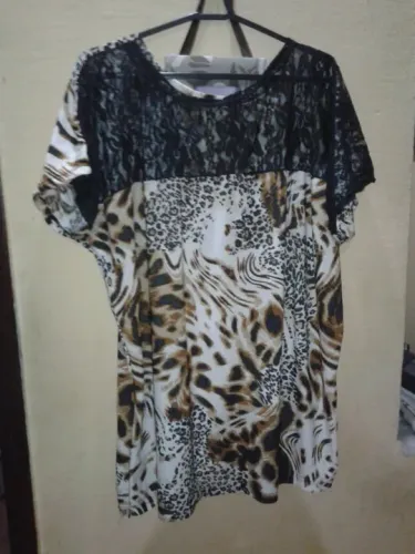Blusa Trigresa Marrom com Renda