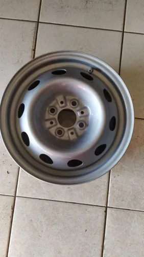 1 roda aro 14 picape Strada 